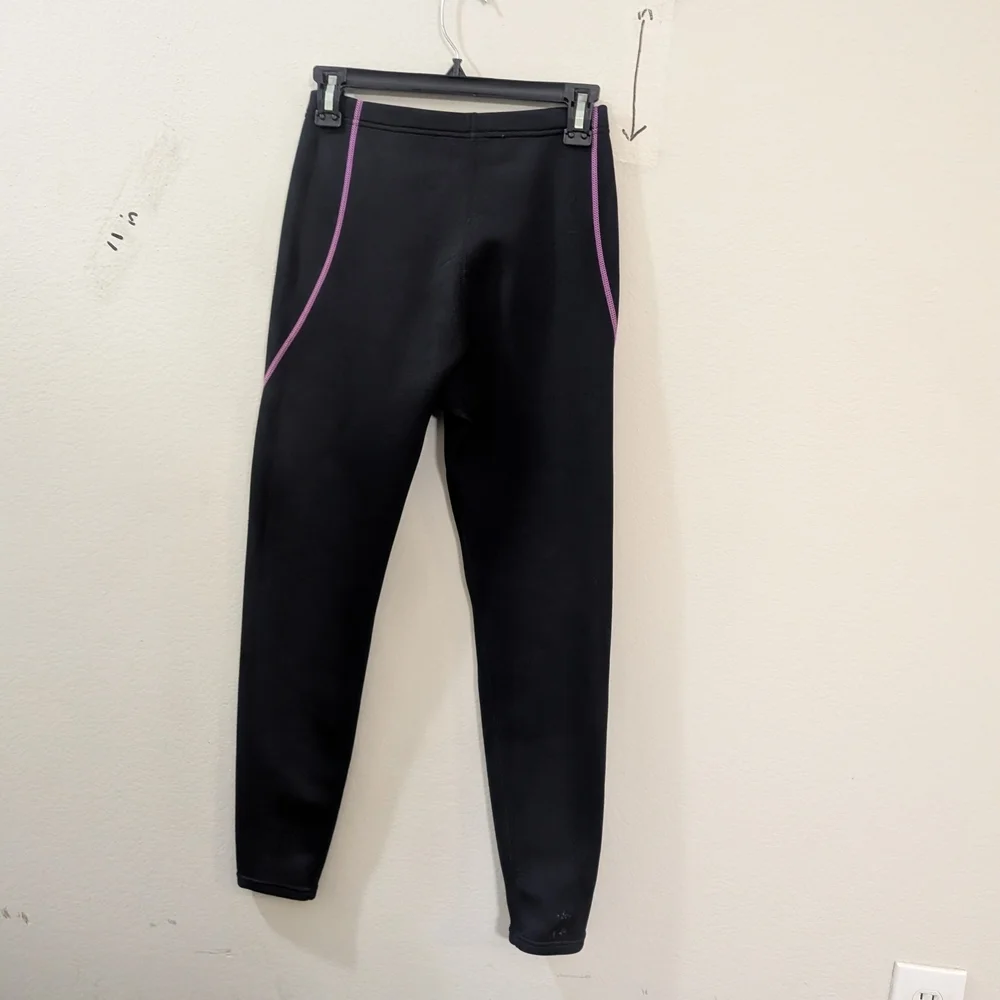 Swims Black Leggings with Pink Trim